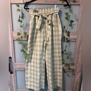 Green Plaid Wide leg/flare tie & elastic pants, soft, summer picnic vibes